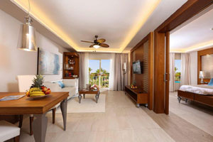 Family Club One Bedroom Suite Outdoor jetted tub - Hotel Majestic Mirage Punta Cana